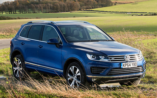 Volkswagen Touareg R-Line (2014) UK (#43860)