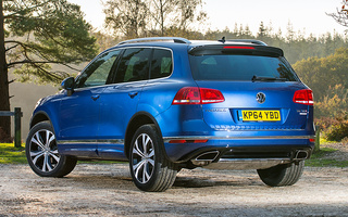 Volkswagen Touareg R-Line (2014) UK (#43865)