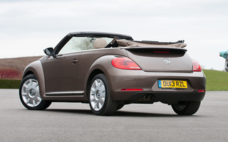 Volkswagen Beetle Cabriolet 70s Edition (2013) UK (#44113)