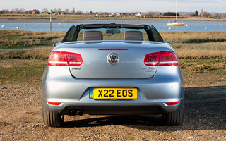 Volkswagen Eos (2011) UK (#44702)