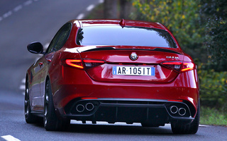 Alfa Romeo Giulia Quadrifoglio (2016) (#45250)