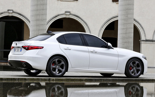 Alfa Romeo Giulia (2016) (#45262)