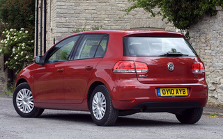 Volkswagen Golf 5-door (2008) UK (#45399)