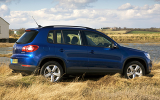 Volkswagen Tiguan Escape (2008) UK (#45518)