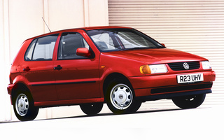 Volkswagen Polo 5-door (1994) UK (#46318)