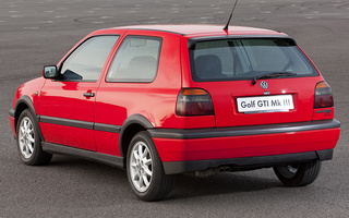 Volkswagen Golf GTI 3-door (1992) UK (#46427)