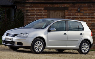 Volkswagen Golf 5-door (2003) UK (#46531)