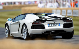 Lamborghini Aventador LP 700-4 Roadster (2013) UK (#47161)