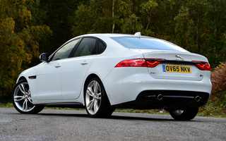 Jaguar XF S (2015) UK (#48210)