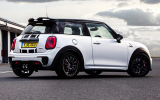 Mini John Cooper Works Challenge Edition 3-door (2016) UK (#48380)