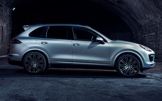 Porsche Cayenne Turbo S (2015) UK (#48524)