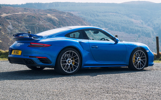 Porsche 911 Turbo S (2016) UK (#48538)