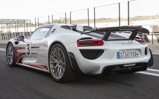 Porsche 918 Spyder Weissach Package (2014) (#48770)