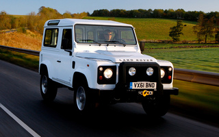 Land Rover Defender 90 (2007) (#491)