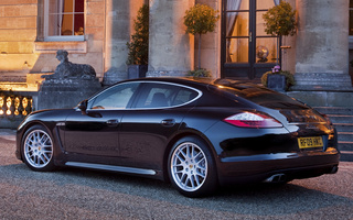 Porsche Panamera S (2009) UK (#49210)