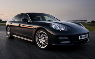 Porsche Panamera S (2009) UK (#49213)