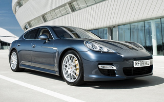 Porsche Panamera Turbo (2009) UK (#49502)