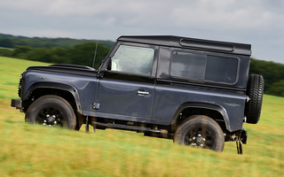 Land Rover Defender 90 Autobiography (2015) UK (#49638)