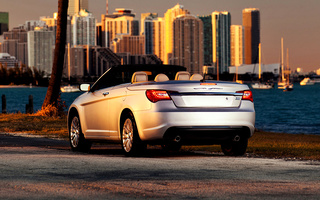 Chrysler 200 Convertible (2011) (#4966)