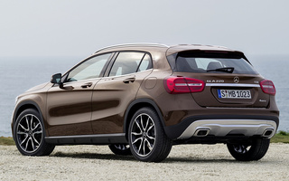 Mercedes-Benz GLA-Class (2014) (#51610)