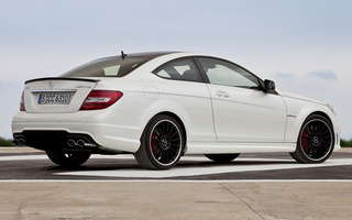 Mercedes-Benz C 63 AMG Coupe (2011) (#53457)
