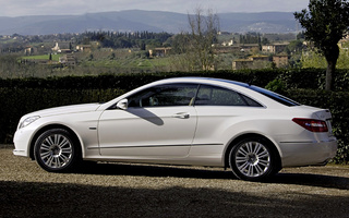 Mercedes-Benz E-Class Coupe (2009) (#54226)