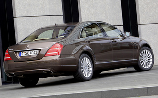 Mercedes-Benz S-Class [Long] (2009) (#54340)