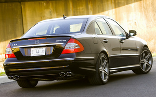 Mercedes-Benz E 63 AMG (2007) US (#54877)