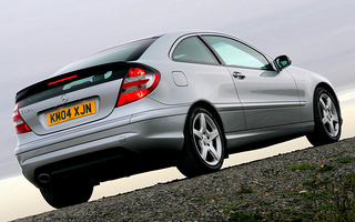 Mercedes-Benz C-Class SportCoupe AMG Styling (2004) UK (#55382)