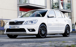 Skoda Octavia vRS Blackline (2012) UK (#56542)