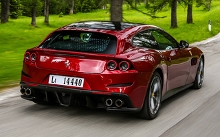 Ferrari GTC4Lusso (2016) (#57043)