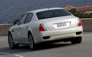 Maserati Quattroporte (2004) (#60221)