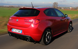 Alfa Romeo Giulietta Veloce (2016) (#60458)