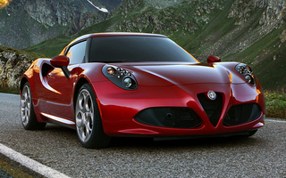 Alfa Romeo 4C (2013) (#60671)