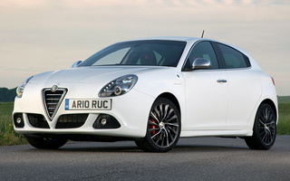 Alfa Romeo Giulietta Cloverleaf (2010) UK (#61323)