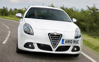 Alfa Romeo Giulietta Cloverleaf (2010) UK (#61328)