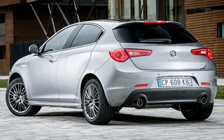 Alfa Romeo Giulietta Collezione (2012) (#61329)