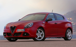 Alfa Romeo Giulietta Quadrifoglio Verde (2014) (#61349)