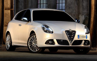 Alfa Romeo Giulietta Sportiva (2012) (#61384)