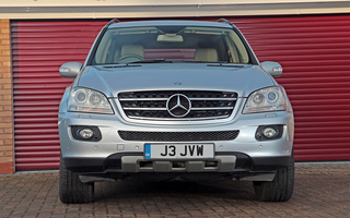 Mercedes-Benz M-Class (2005) UK (#63564)