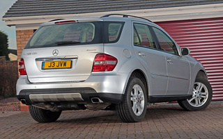 Mercedes-Benz M-Class (2005) UK (#63566)