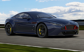 Aston Martin V8 Vantage S Red Bull Racing (2017) (#64014)