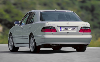Mercedes-Benz E-Class (1999) (#64109)
