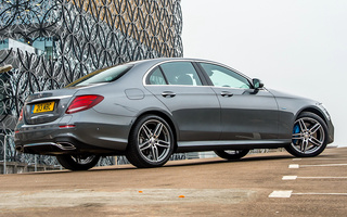 Mercedes-Benz E-Class Plug-In Hybrid AMG Line (2017) UK (#64791)