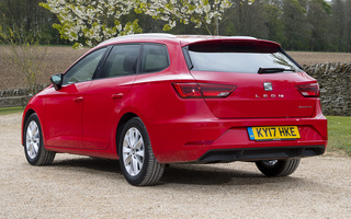 Seat Leon ST (2017) UK (#65472)