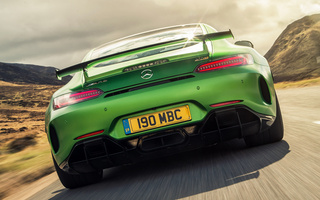 Mercedes-AMG GT R (2017) UK (#65547)