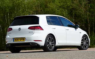 Volkswagen Golf R-Line 5-door (2017) UK (#65658)