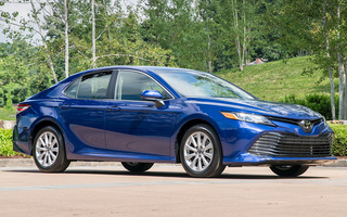 Toyota Camry LE (2018) (#66452)