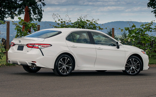 Toyota Camry SE (2018) (#66455)