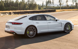 Porsche Panamera Turbo S E-Hybrid (2017) (#67176)